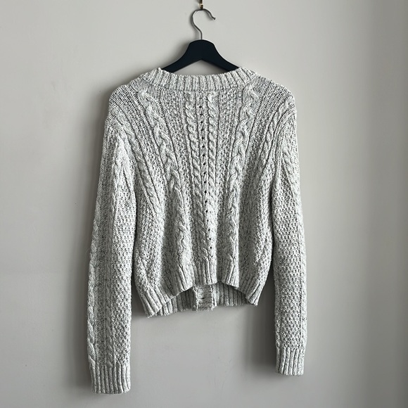 American Eagle 🌿 Cropped Knit Relaxed Cardigan - Picture 3 of 4